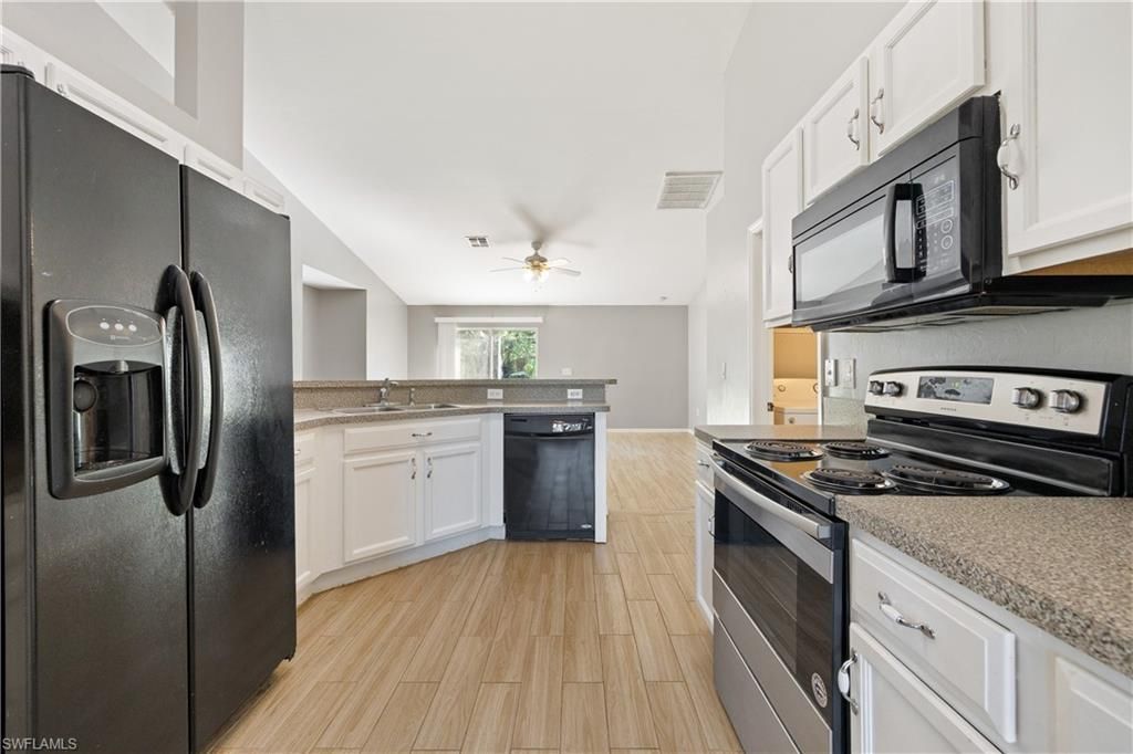 2720 Soaring Hawk Dr, Fort Myers, FL 33905 Photo