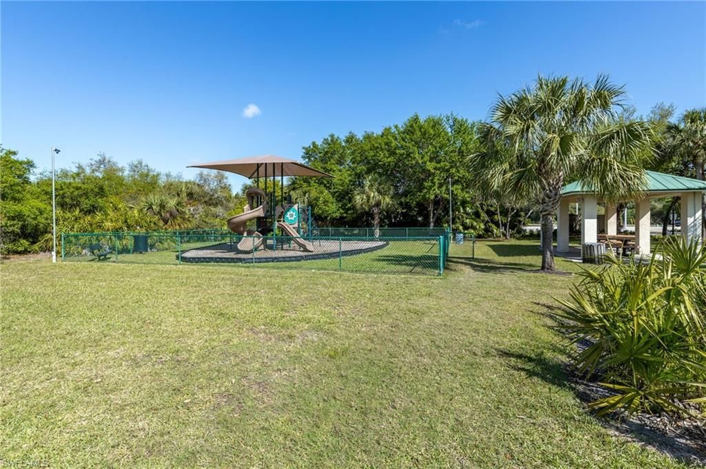 2720 Soaring Hawk Dr, Fort Myers, FL 33905 Photo