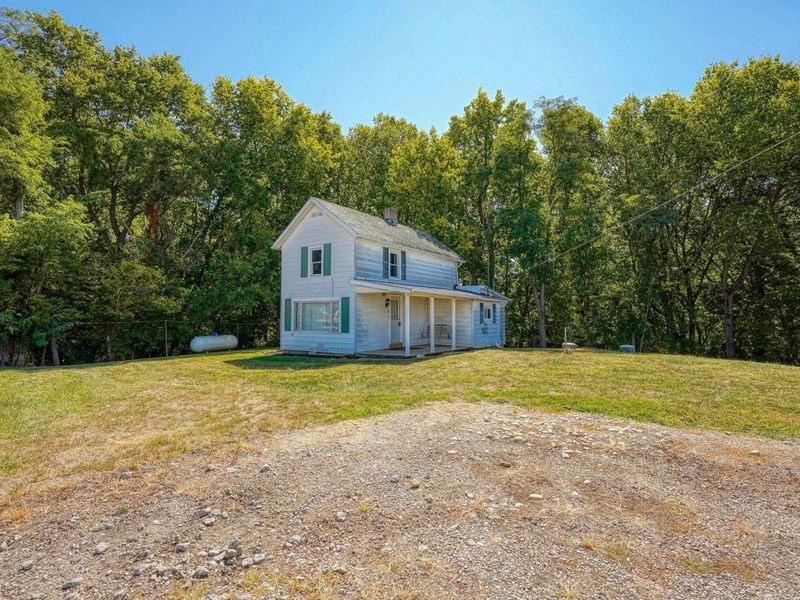 19511 Florence Chapel Pike, Circleville, OH 43113 Photo 2