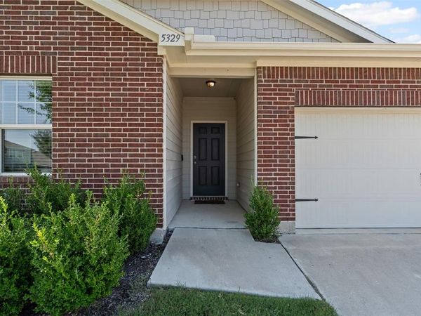 5329 Northfield Drive, Fort Worth, TX 76179