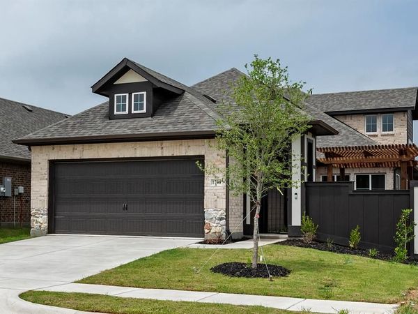 1704 Meadow Crest Drive, Aubrey, TX 76227