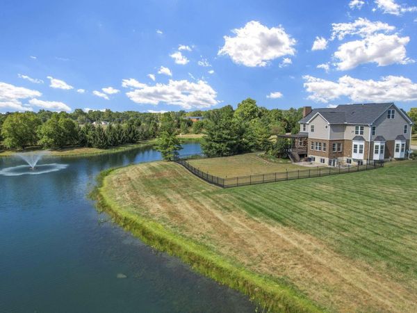 10500 Wallingsford Circle, Centerville, OH 45458
