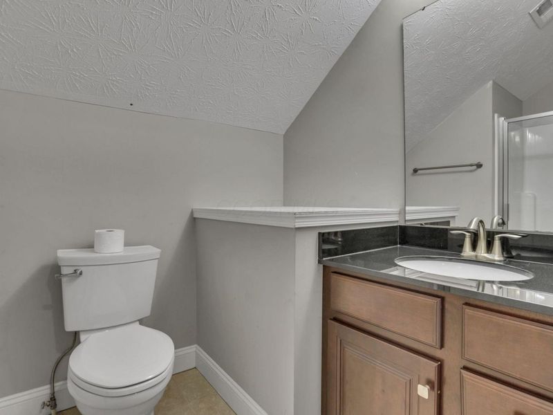 10500 Wallingsford Circle, Centerville, OH 45458 Photo 34