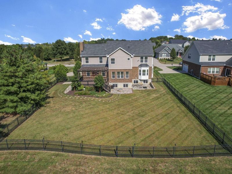 10500 Wallingsford Circle, Centerville, OH 45458 Photo 7