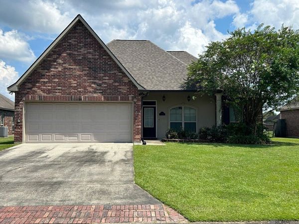 13338 Rue Maison Blvd, Gonzales, LA 70737