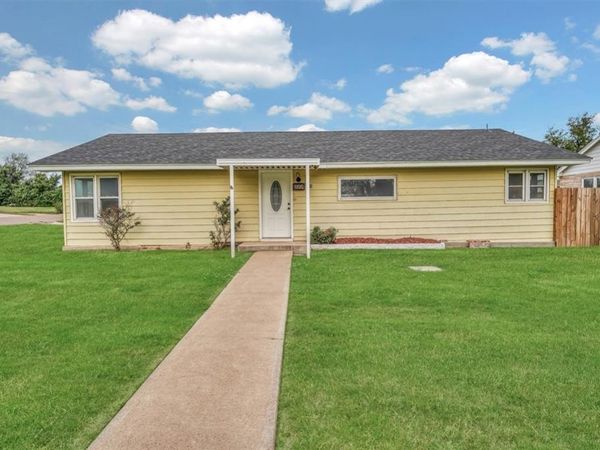 323 Ave J, Beaver, OK 73932