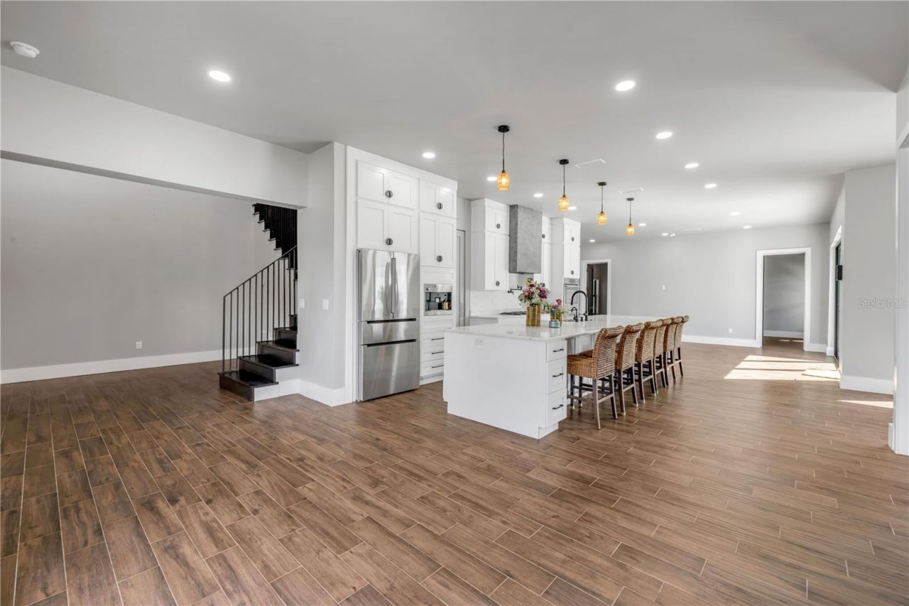 1707 N Peninsula Avenue, New Smyrna Beach, FL 32169 Photo