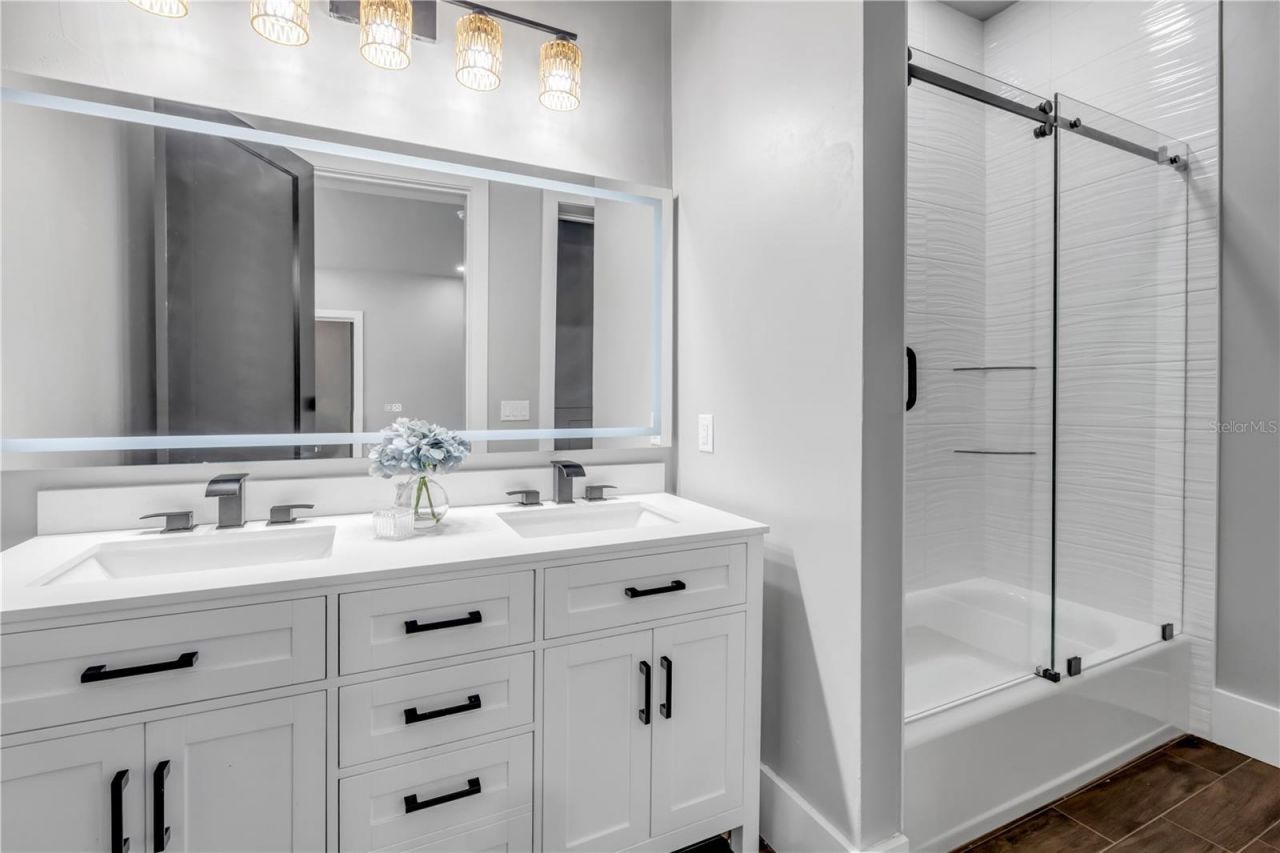 1707 N Peninsula Avenue, New Smyrna Beach, FL 32169 Photo