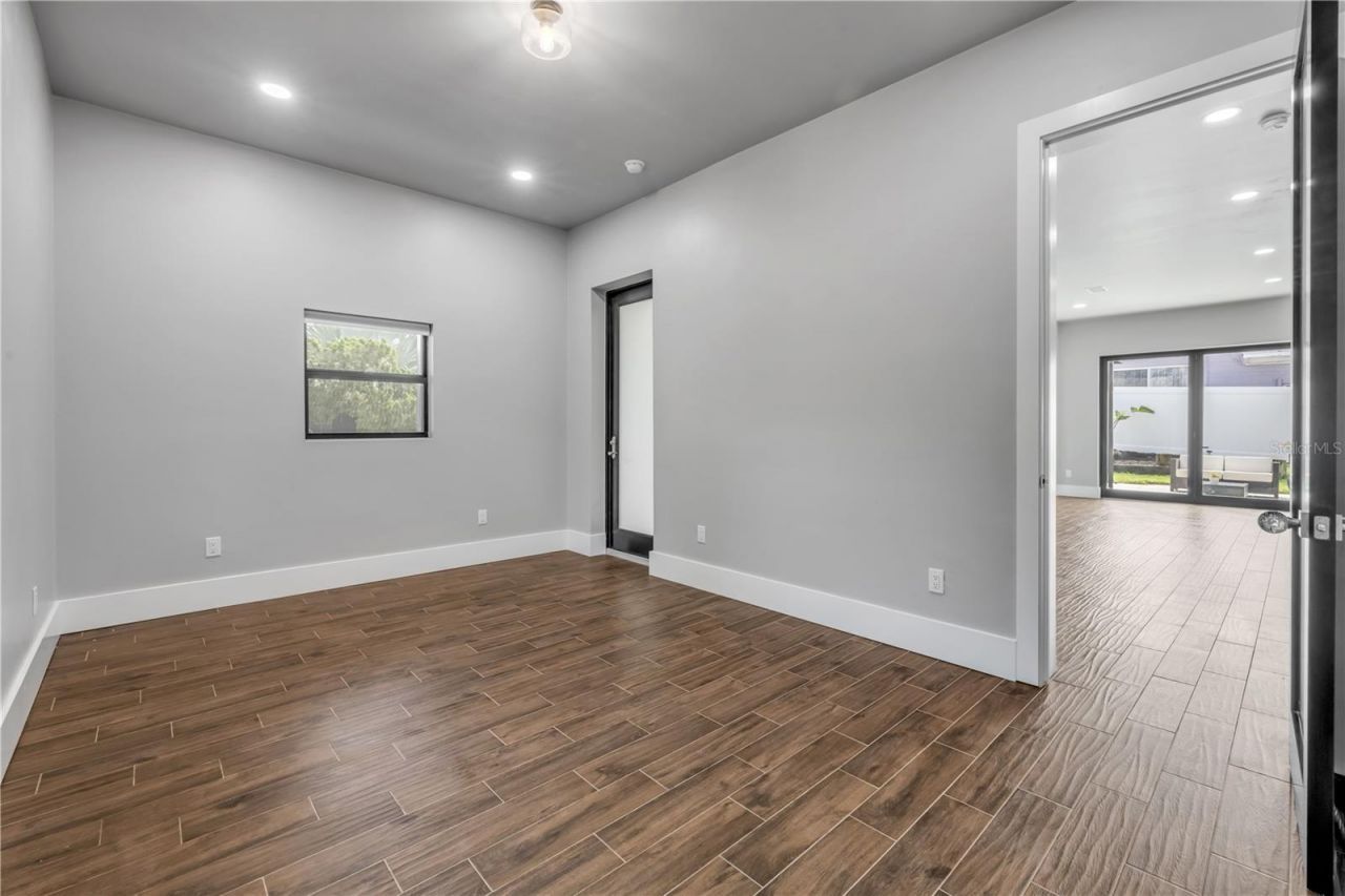 1707 N Peninsula Avenue, New Smyrna Beach, FL 32169 Photo