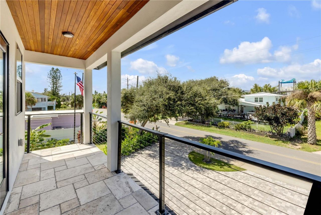 1707 N Peninsula Avenue, New Smyrna Beach, FL 32169 Photo