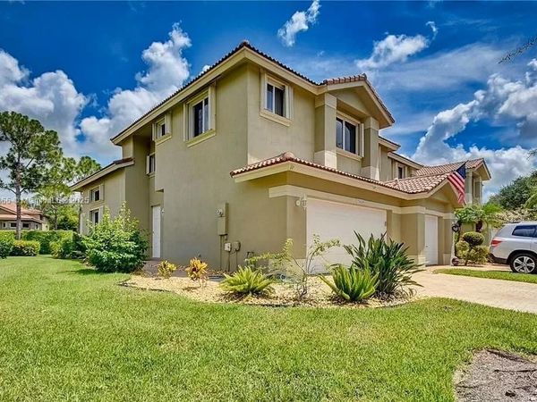 12625 NW 56th St, Coral Springs, FL 33076
