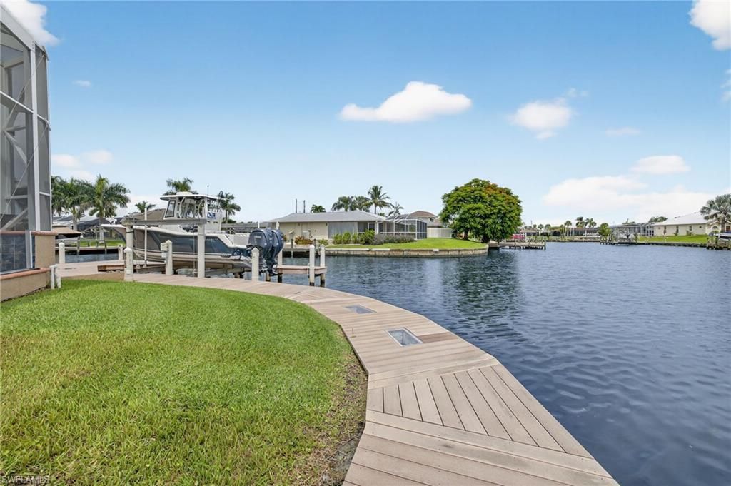 2123 SE 25th Ln, Cape Coral, FL 33904 Photo