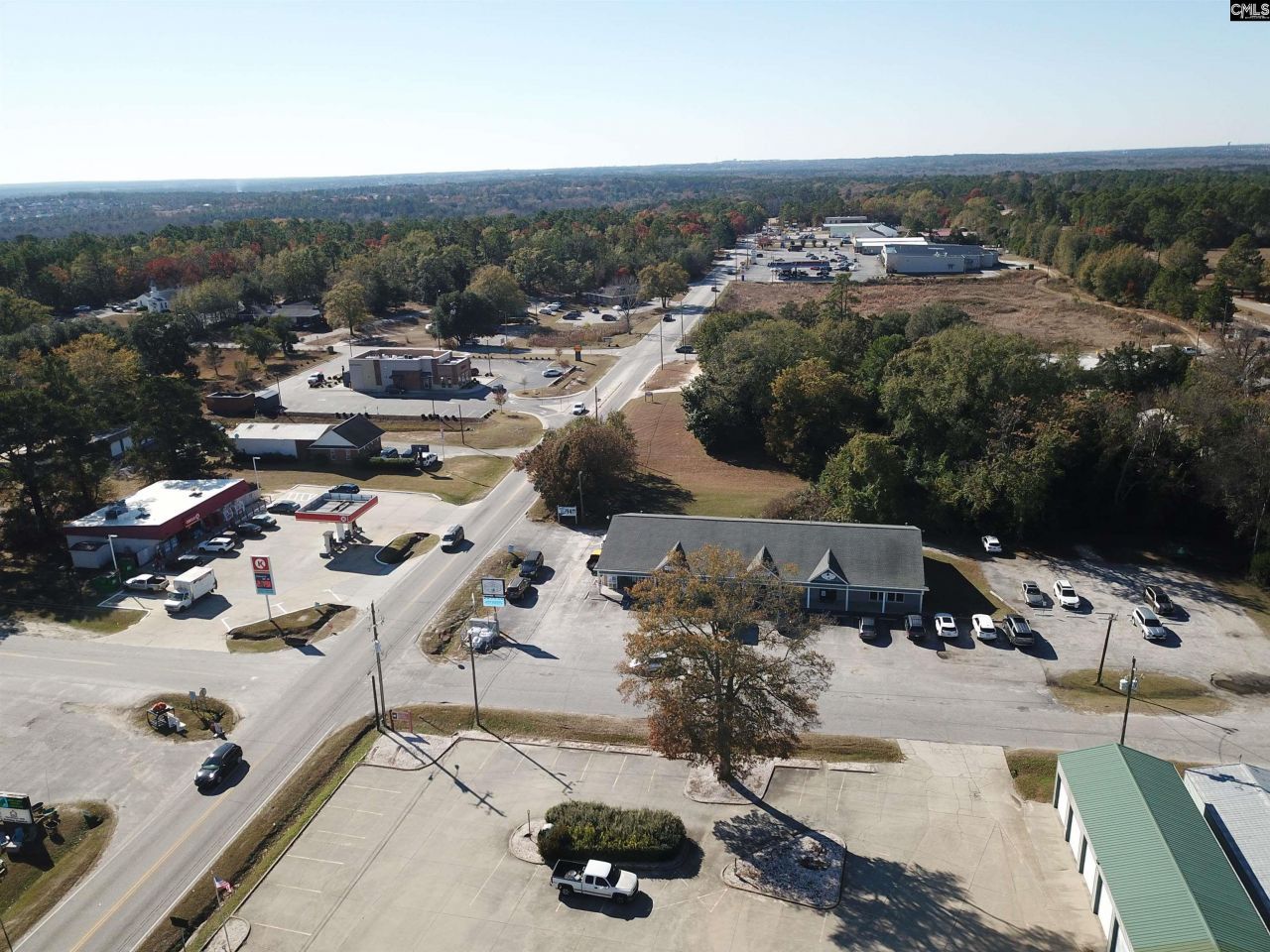 2493 Main Street Photo 6