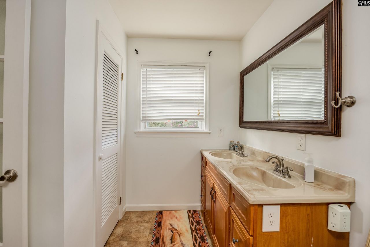 5 Briarcliffe Court W Photo 30