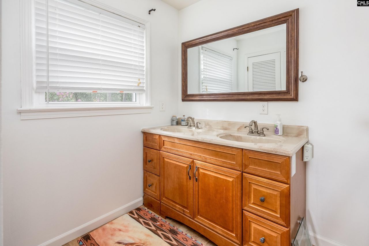 5 Briarcliffe Court W Photo 31