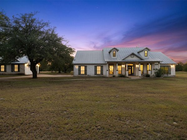 501 East TRL, Spicewood, TX 78669