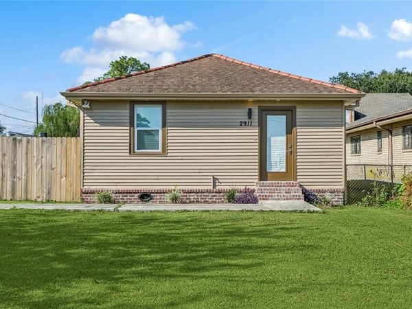 2911 MEMORIAL PARK Drive, New Orleans, LA 70114