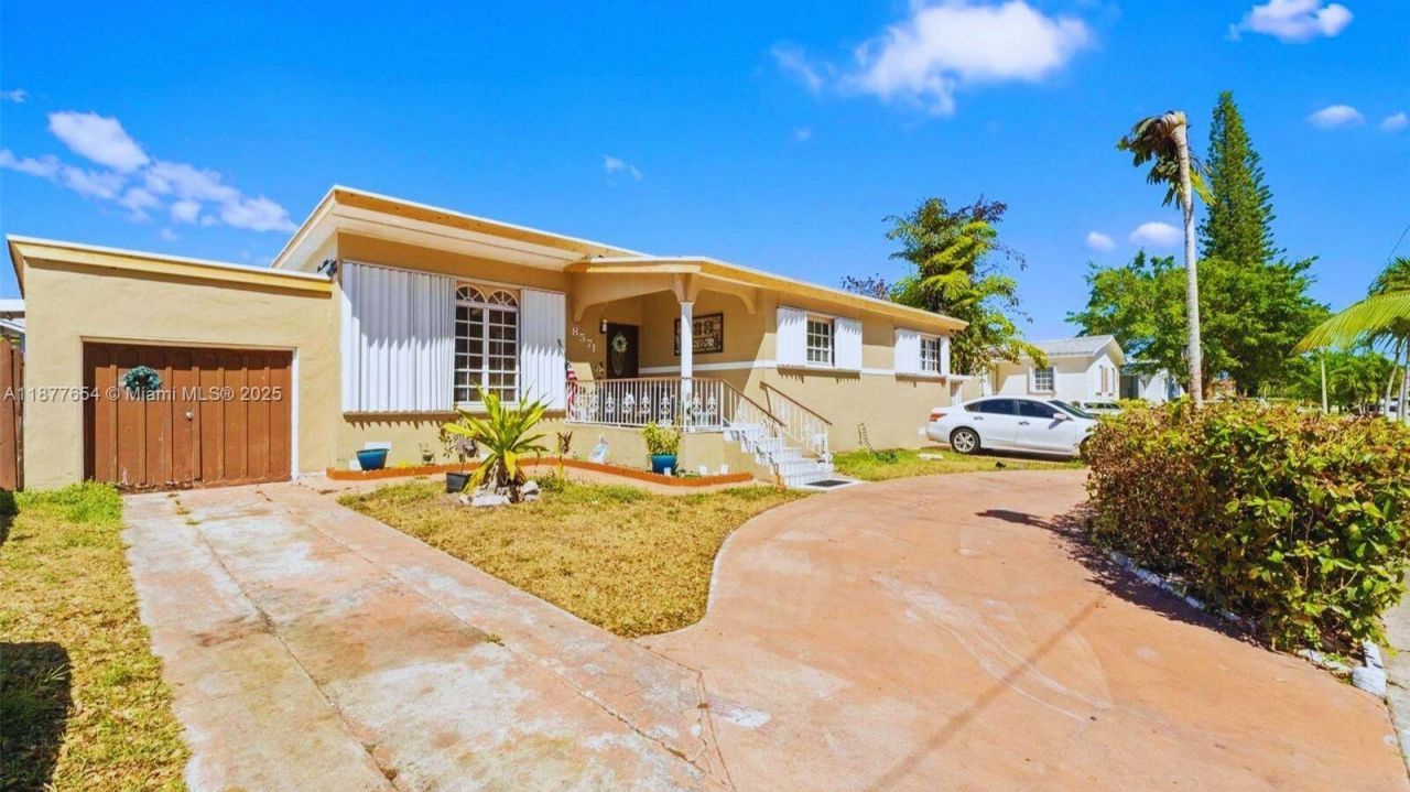 8571 SW 30th St, Miami, FL 33155 Photo
