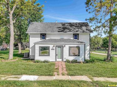 202 5th Street, Talmage, NE 68448