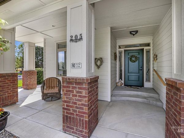 205 Edwards, Twin Falls, ID 83301