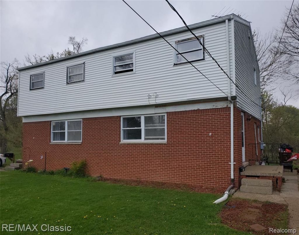 820 Waskin Drive, Tecumseh, MI 49286 Main Photo