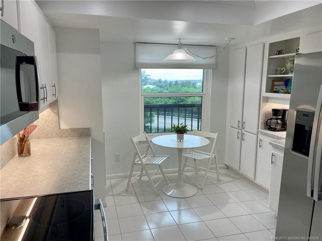 2491 NE Ocean Boulevard, Unit 302, Stuart, FL 34996 Photo