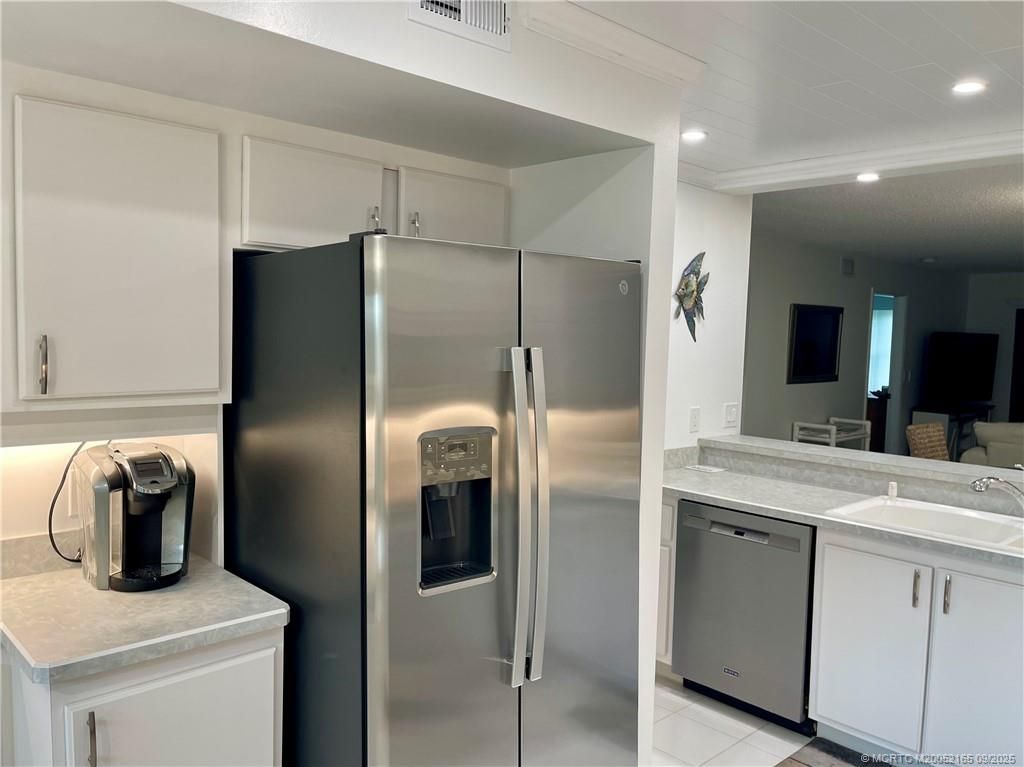 2491 NE Ocean Boulevard, Unit 302, Stuart, FL 34996 Photo