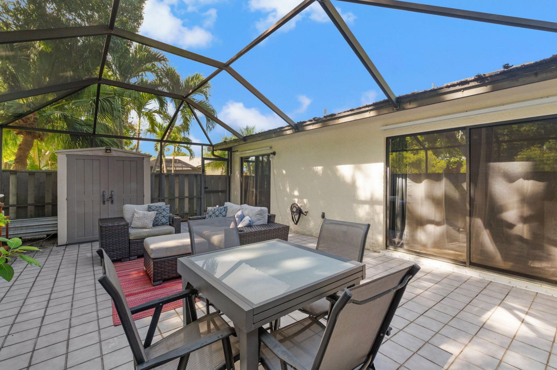 1433 Captains Walk, Unit 18d, Fort Pierce, FL 34950 Photo