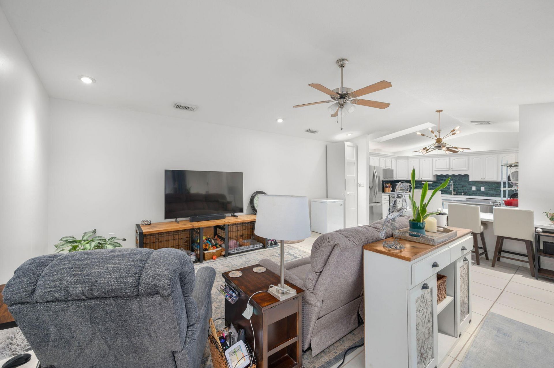 1433 Captains Walk, Unit 18d, Fort Pierce, FL 34950 Photo