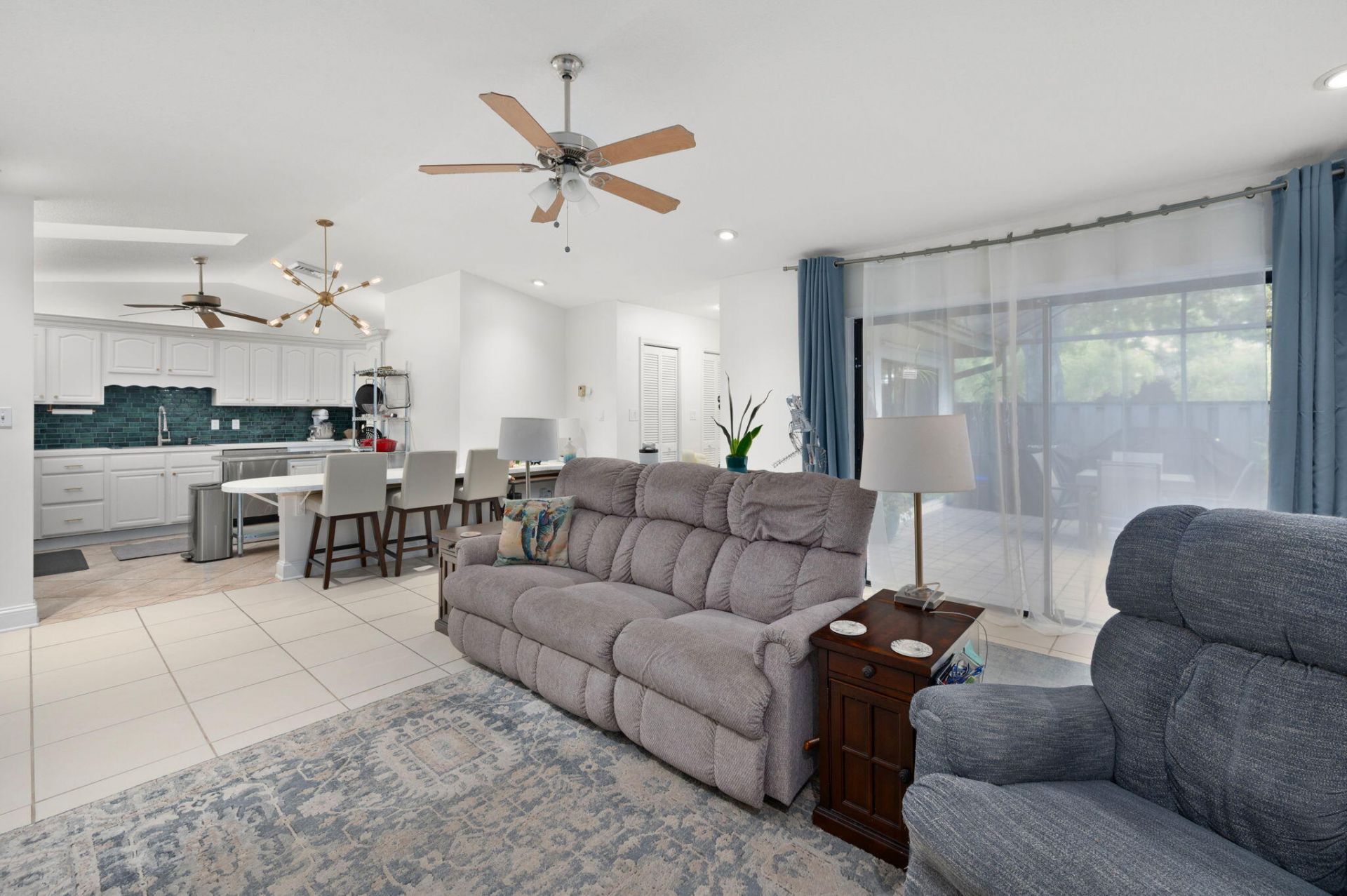 1433 Captains Walk, Unit 18d, Fort Pierce, FL 34950 Photo