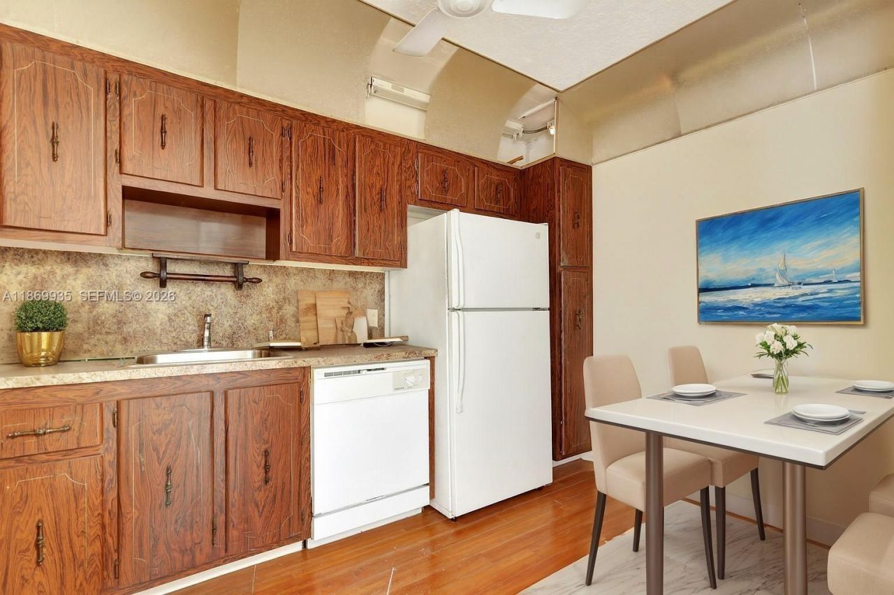 20100 W Country Club Dr, Unit 403, Aventura, FL 33180 Photo