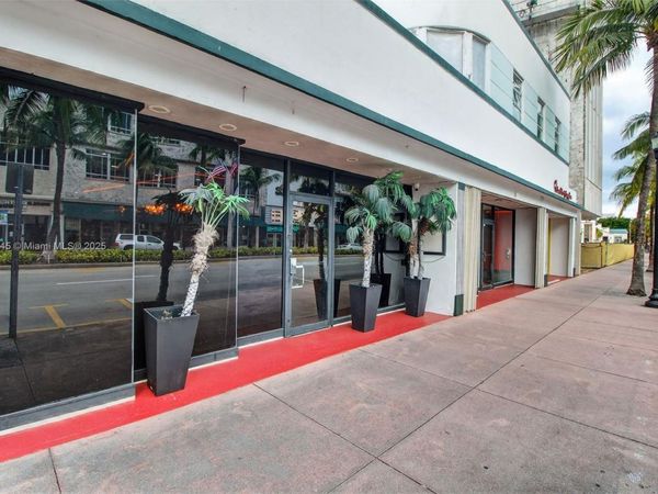 1216 Washington AVE, Miami Beach, FL 33139