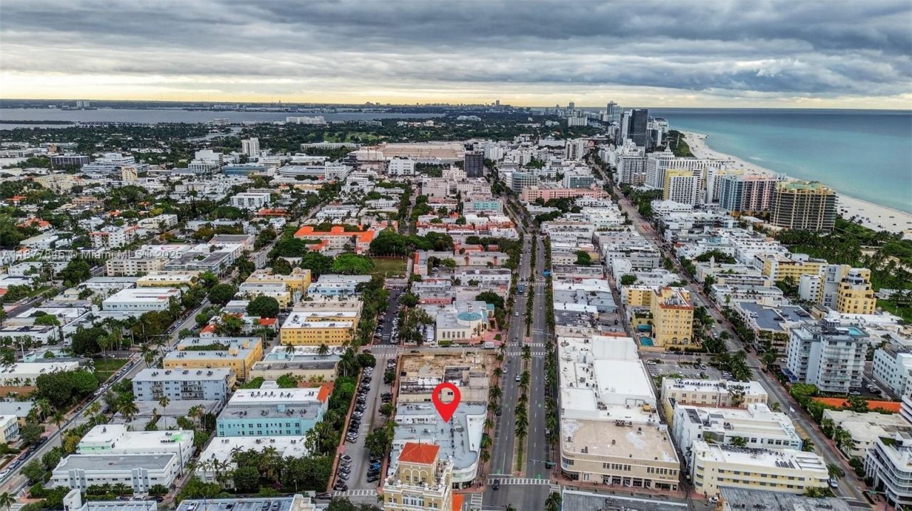 1216 Washington Ave, Miami Beach, FL 33139 Photo