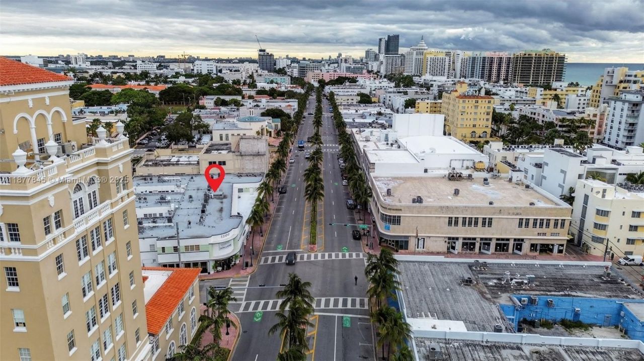 1216 Washington Ave, Miami Beach, FL 33139 Photo