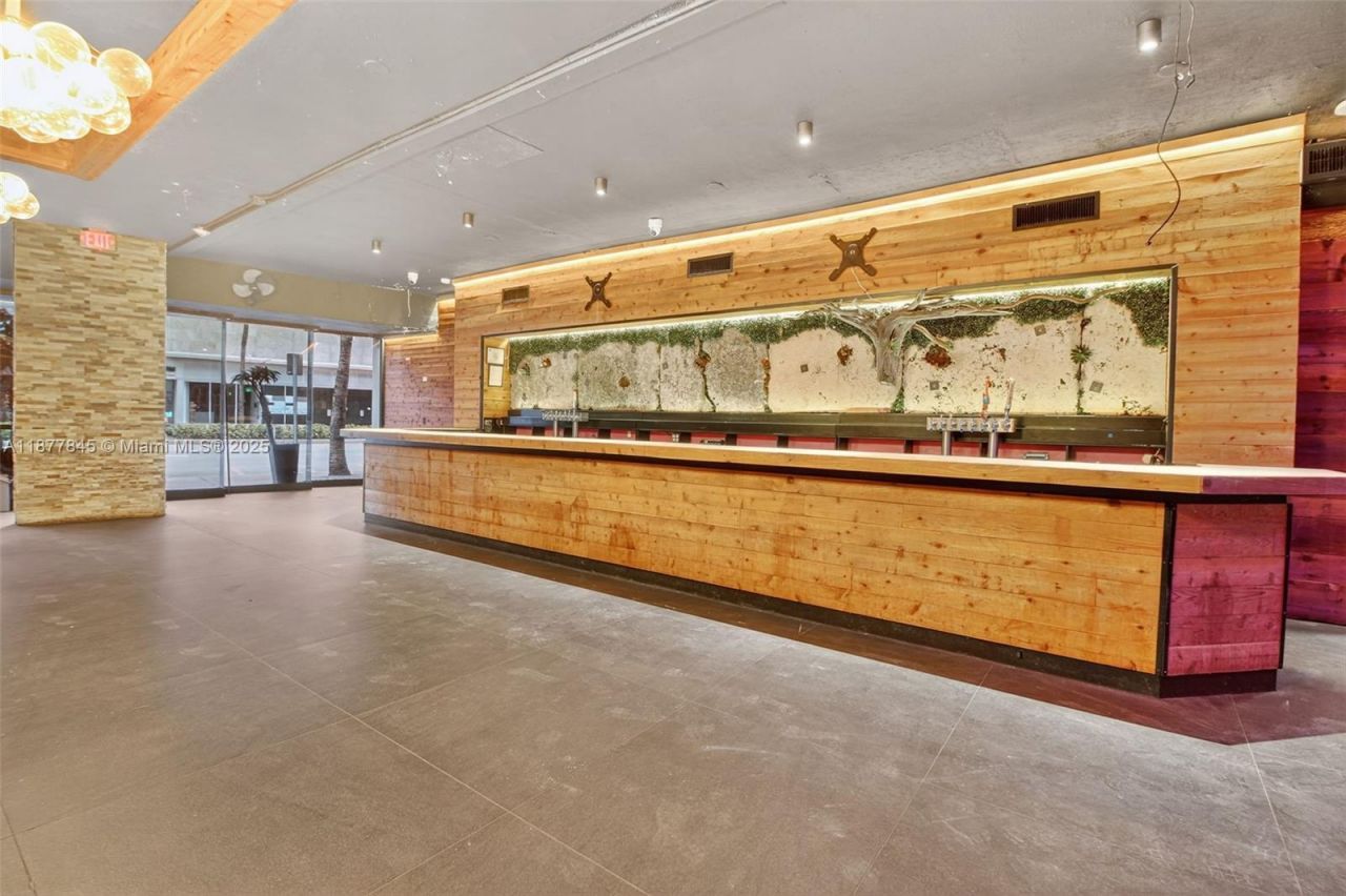 1216 Washington Ave, Miami Beach, FL 33139 Photo