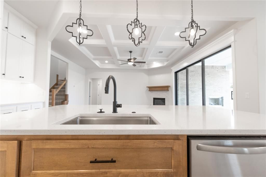 3101 Feather Drive, Yukon, OK 73099 Main Photo