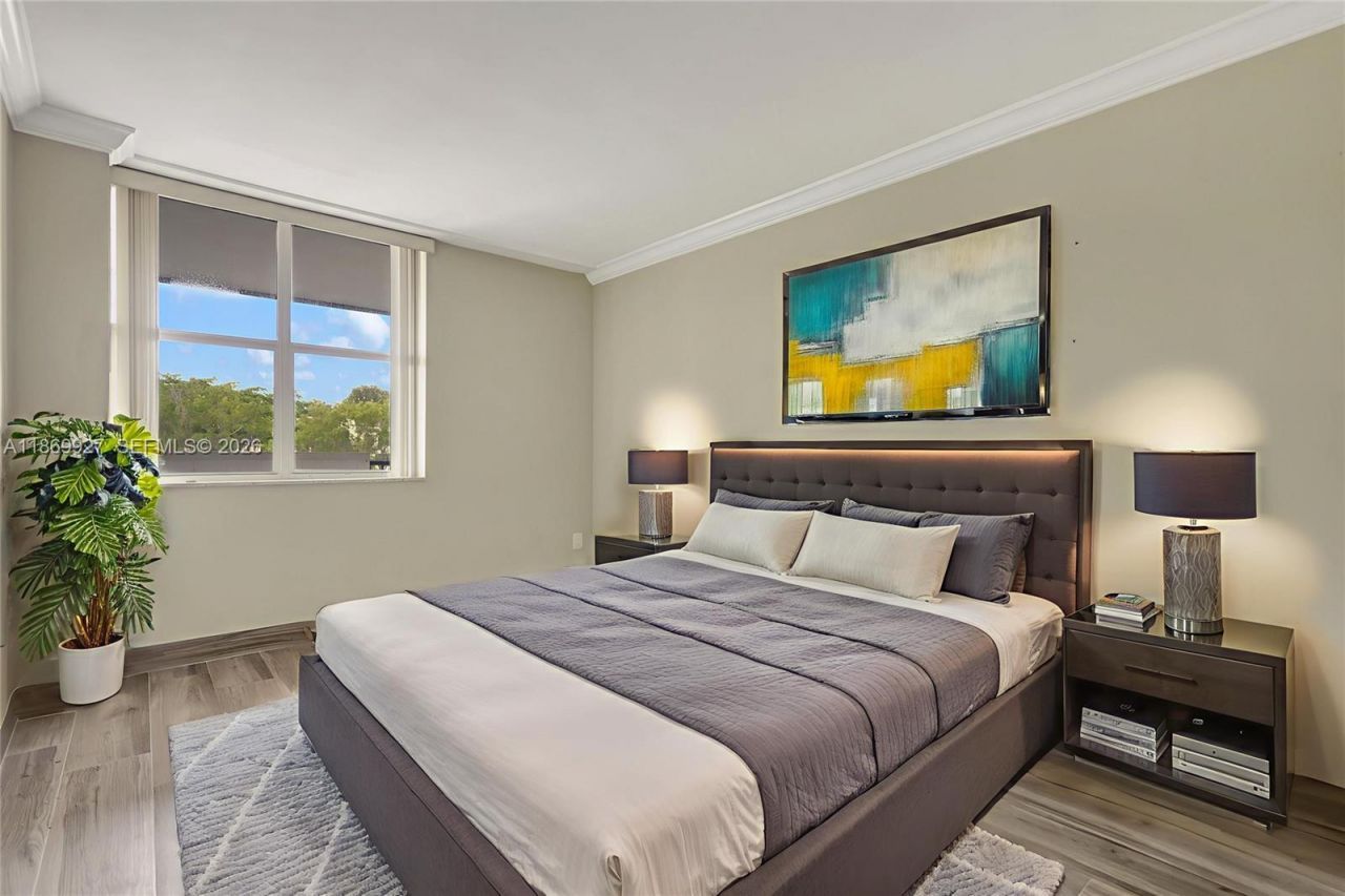 20100 W Country Club Dr, Unit 204, Aventura, FL 33180 Photo