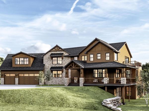 935 Lakewood Hills Road, Eagan, MN 55123