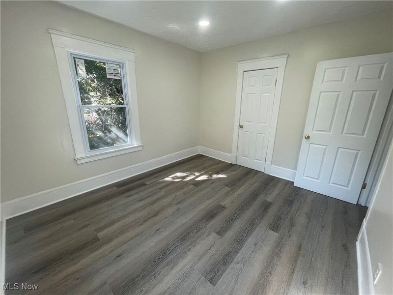 10404 South Boulevard, Cleveland, OH 44108 Photo 23