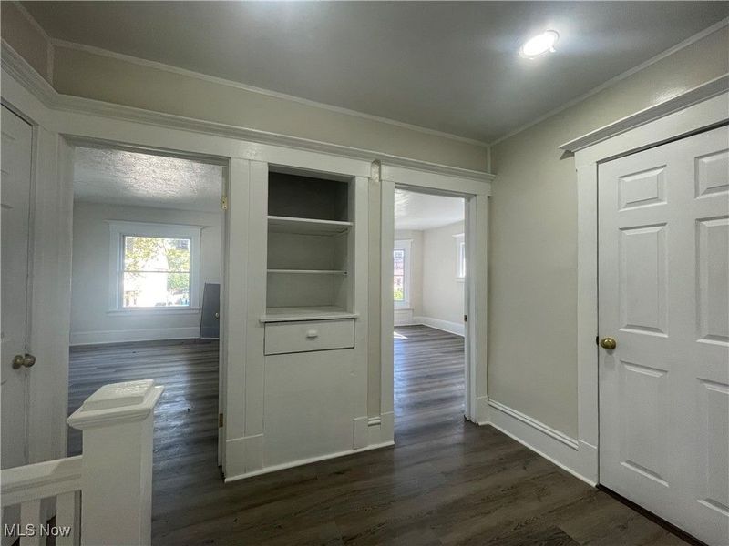 10404 South Boulevard, Cleveland, OH 44108 Photo 25