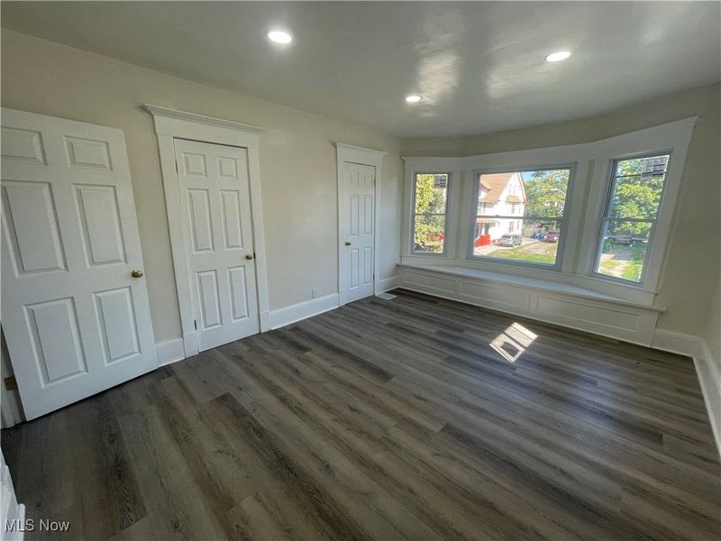 10404 South Boulevard, Cleveland, OH 44108 Photo 28