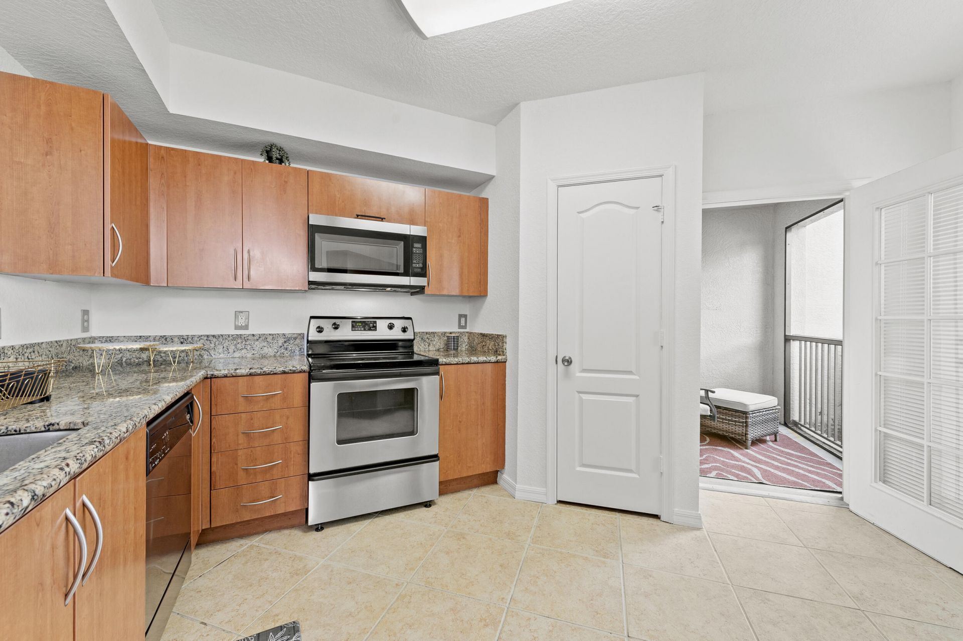 140 SW Peacock Boulevard, Unit 21-103, Port Saint Lucie, FL 34986 Photo