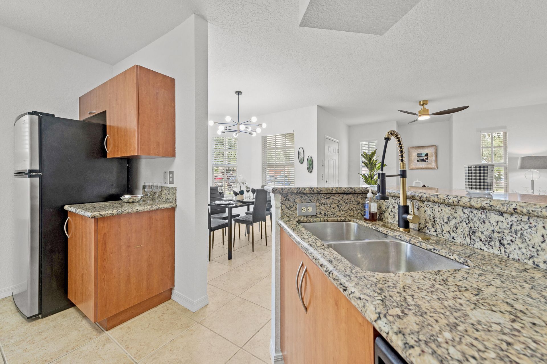 140 SW Peacock Boulevard, Unit 21-103, Port Saint Lucie, FL 34986 Photo