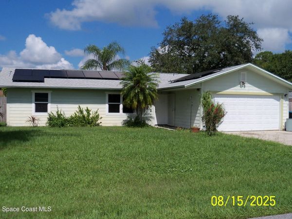 726 Diplomat Avenue SE, Palm Bay, FL 32909