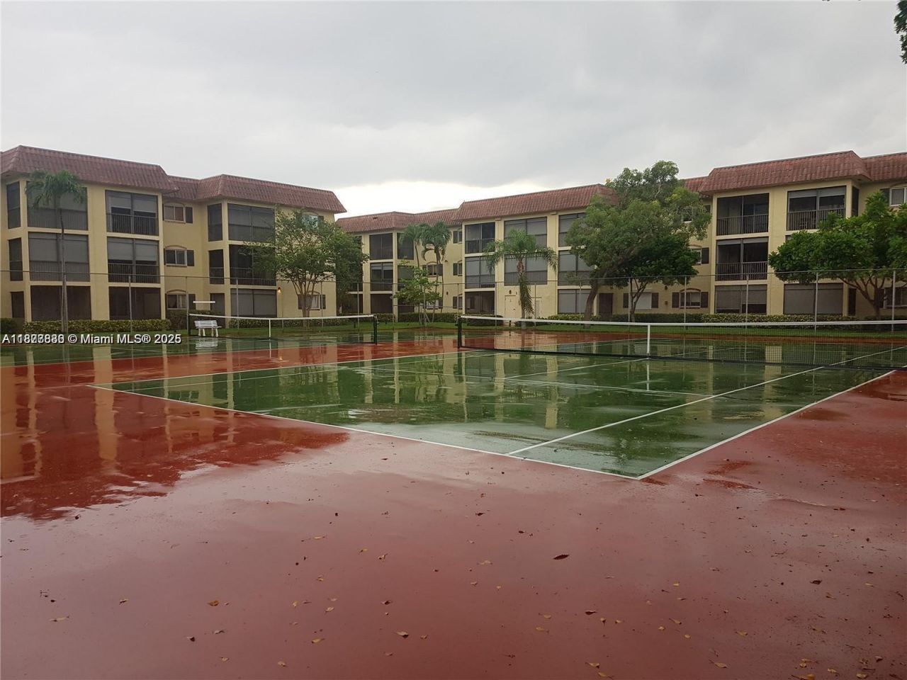 257 S Cypress Rd, Unit 438, Pompano Beach, FL 33060 Photo