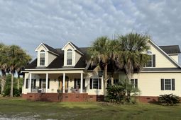 195 Sandy Springs Circle photo 4