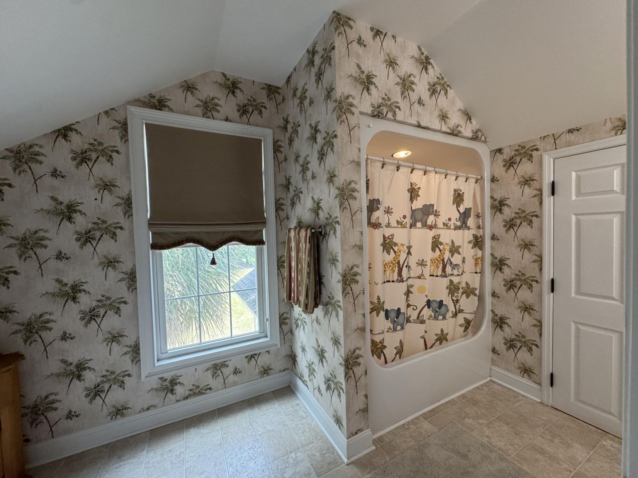 195 Sandy Springs Circle Photo 23