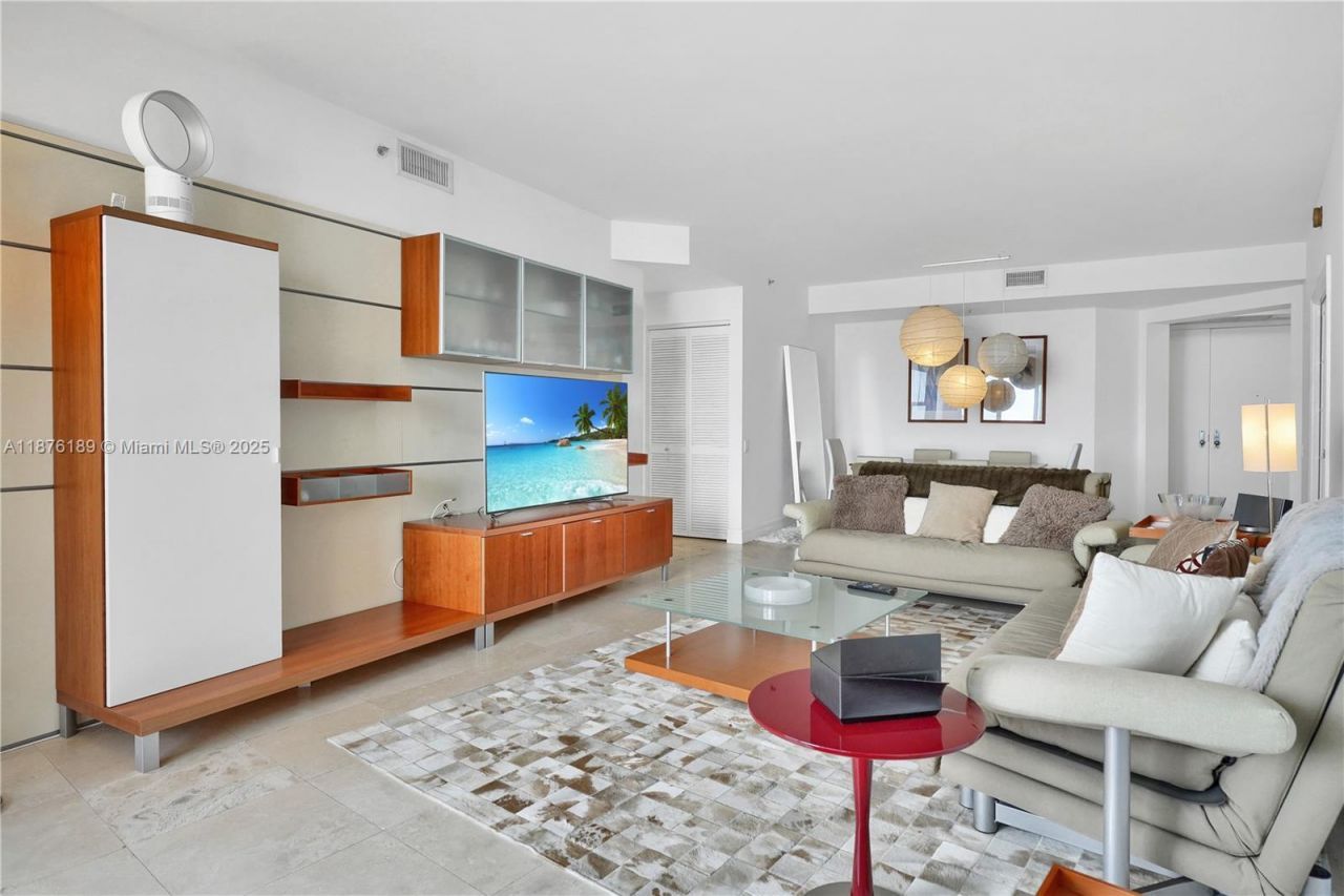 808 Brickell Key Dr, Unit 2506, Miami, FL 33131 Photo