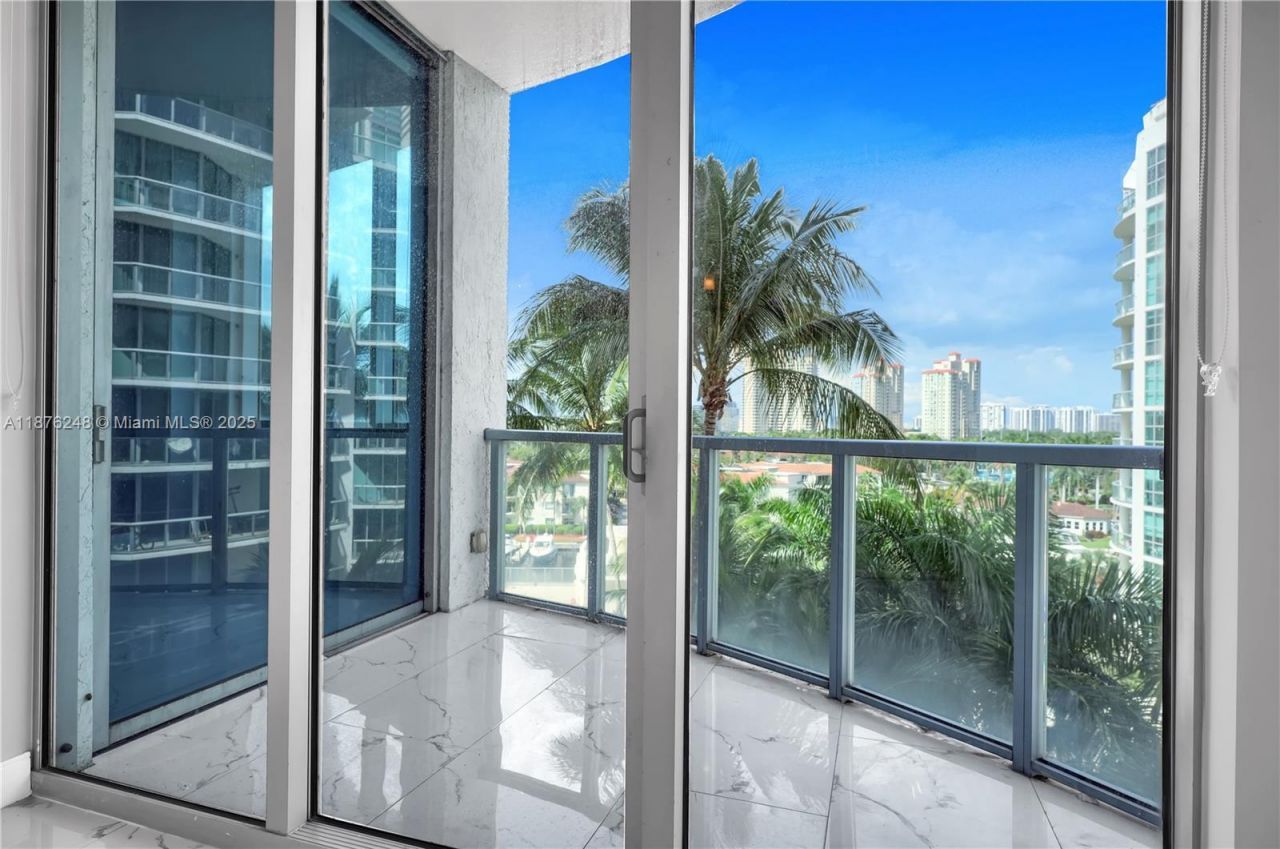 3029 NE 188th St, Unit 625, Aventura, FL 33180 Photo