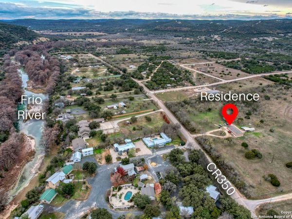 1189 CR 350, ConCan, TX 78838